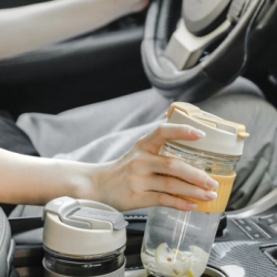 Anti-Scalding Portable Glass Cup With Lid Straw